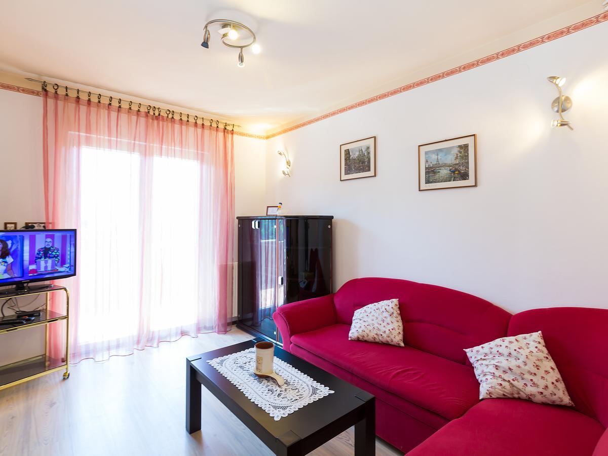 Apartment Nerina Poreč Exterior foto